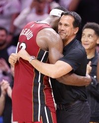 开云-阿里纳斯：若阿德巴约79分时被换下 他整个生涯都会遗憾&amp;怨恨教练