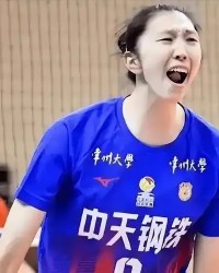 开运在线赛事平台-快球无解+力量待补，吴梦洁蜕变正当时，留洋意甲或是必经之路|赛季|中国女排|联赛|速度|主攻_新浪体育_新浪新闻