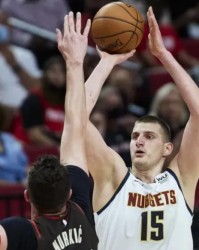 开拓者就是我们要选的！约基奇带队强势晋级半决赛